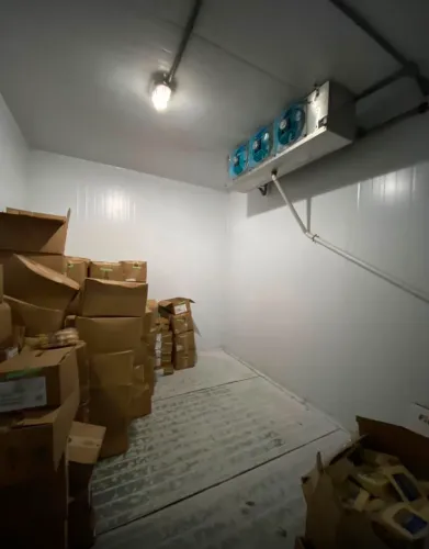 Vendo Câmara Frigorífica R$11.000,00