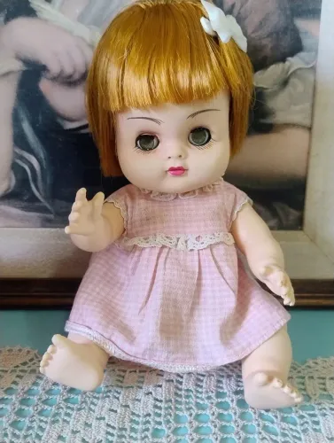 Boneca antiga Guri Estrela