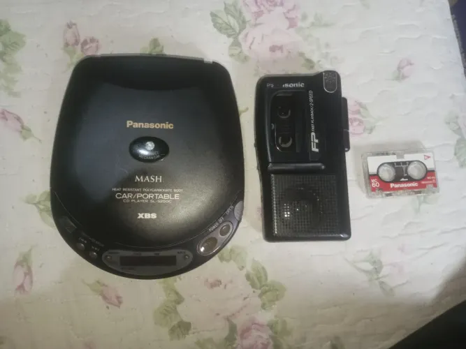 Lote Panasonic: Discman SL-S250C + Mini Gravador , LEIA O ANÚNCIO 