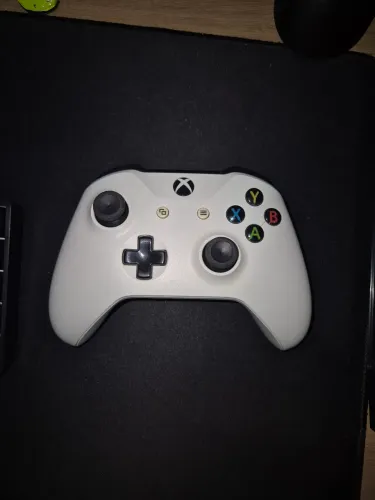 Controle Xbox One S