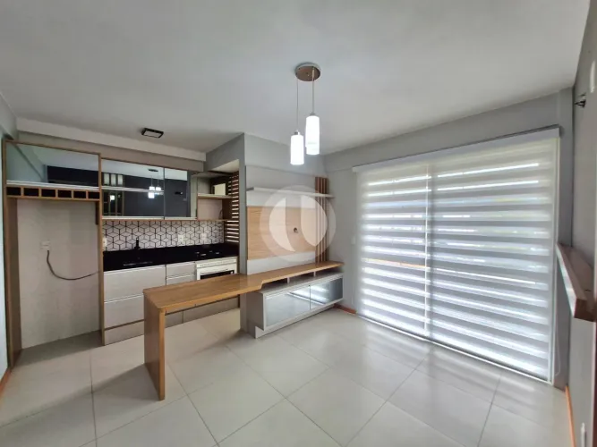 Apartamento semimobiliado com 2 dormitórios em Camobi