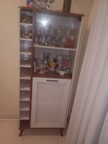 Vendo cristaleira