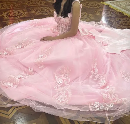 Vestido de 15 anos lindo! Serve P ou M 