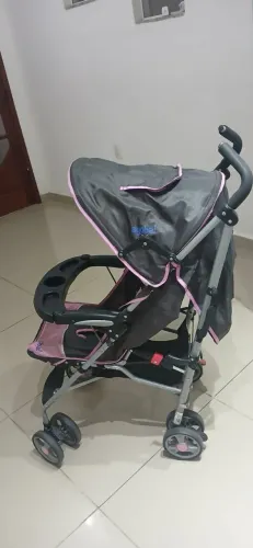 Carrinho de Bebê Cosco Rosa e Cinza