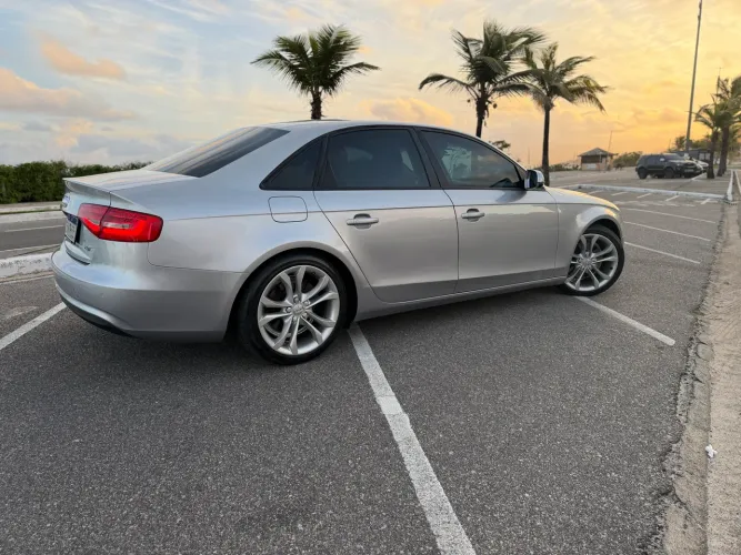 Audi A4 2.0 Avant 16V TFSI Quattro Stronic 2013