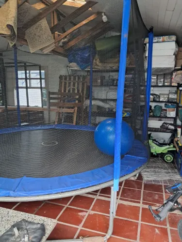 Vendo cama elástica Mor