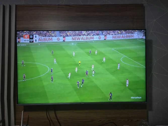 Smart TV de 55" Philco PTV55Q20SNBL com tela DLED 4K