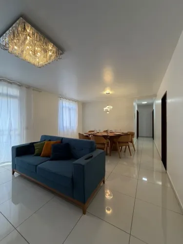 Apartamento à uma quadra da praia