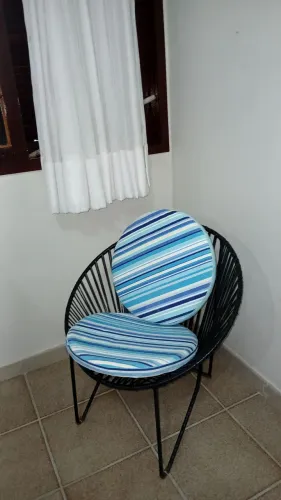 Csdeiras com centro de madeira 