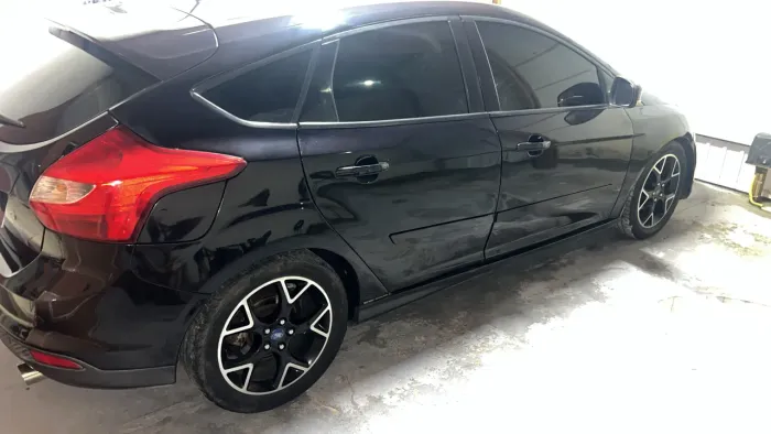 Ford Focus 1.6 S/se/se Plus Flex 8v/16v 5P 2014