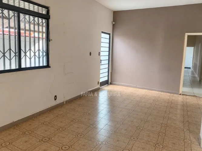 Casa para aluguel, 4 quartos, 2 vagas, Saúde - Rio Claro/SP