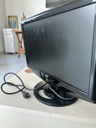 Monitor AOC 17 ?