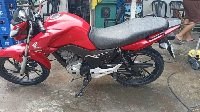 Moto excelente pra quem trabalha com aplicativo 