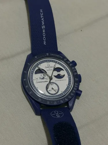 Omega Swatch Moonswatch