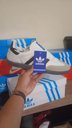Tênis Adidas Samba (Tam 40)