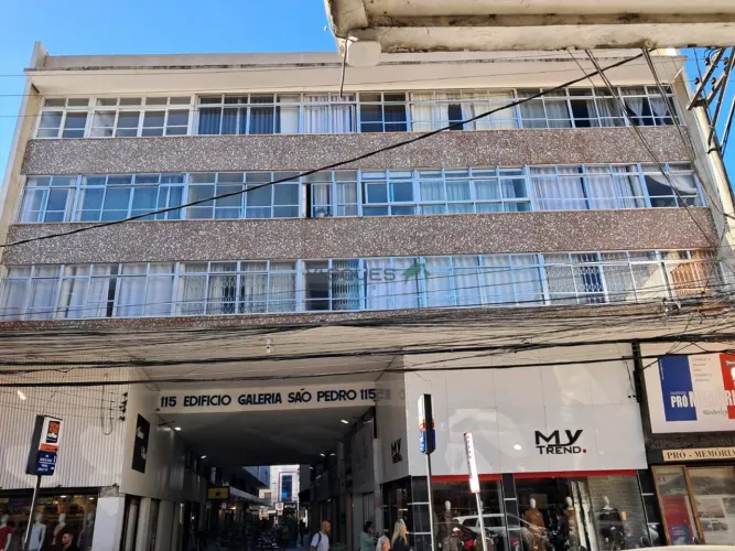 Apartamento na Várzea para locação de quarto e sala com elevador