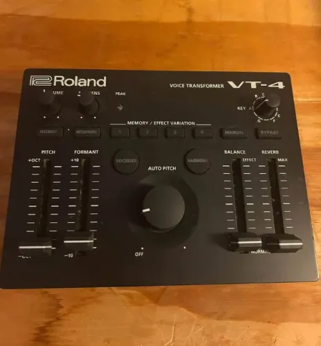 Roland transformador de voz