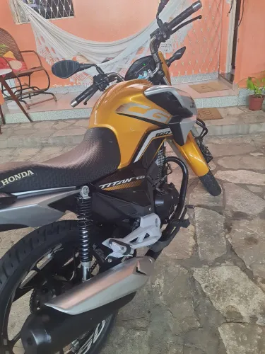 TITAN 160 ANO 2022 COMPLETA