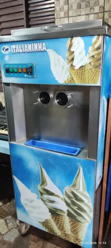 Máquina de Sorvete Italianinha Premium - 40 Litros