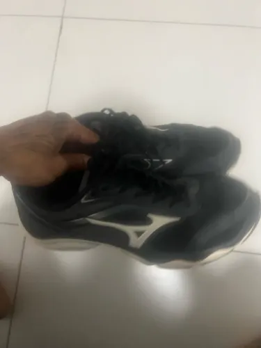 Tênis Mizuno original 43!