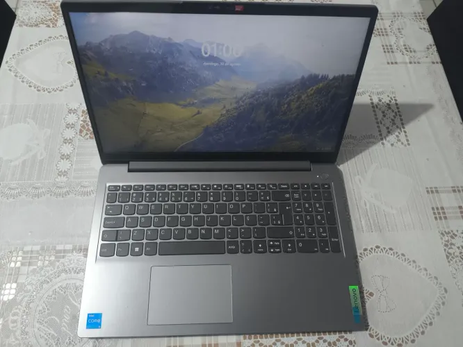Notebook Lenovo IdeaPad 3 ? Seminovo (Estado de Novo)