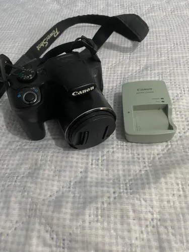 Camera Canon SX520HS