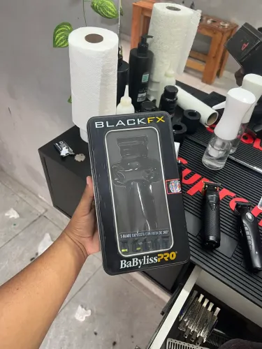 Máquina de acabamento babyliss black