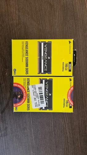 32GB (2x16GB) DDR5 Corsair Vengeance 4800MHz CL40 - Semi-novas