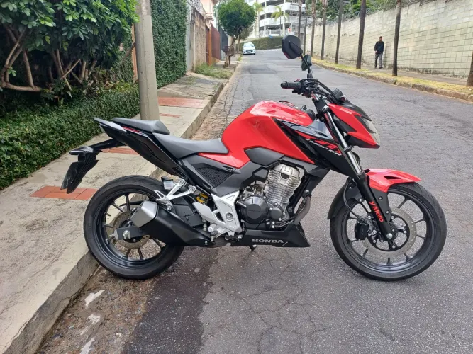 CB 300 TWISTER 2024