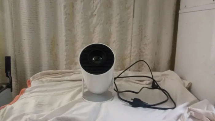 PROJETOR BARATINHO