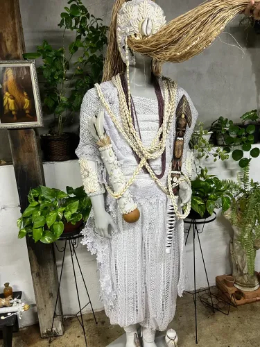 Paramenta e vestuário Orixá Obaluae /Jagun