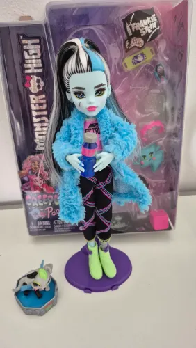 Monster high frankie creepover