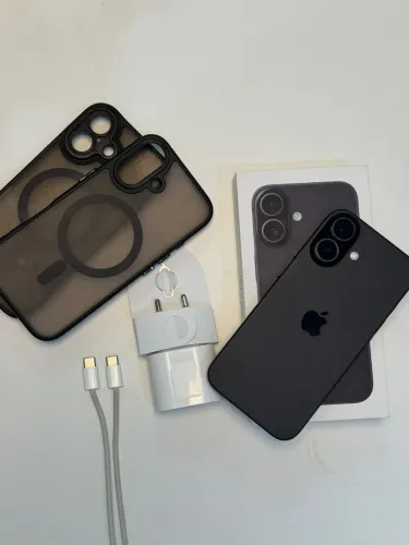 iPhone 16 128 GB - Preto - Usado