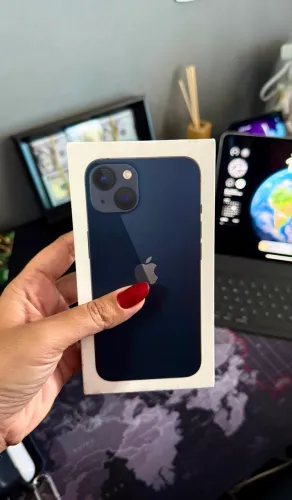 iPhone 13 - LACRADO - 1 Ano de Garantia Apple 