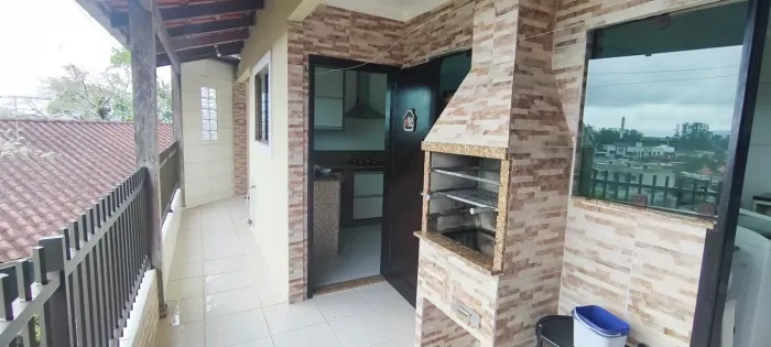 Apto Espaçoso com 2Q e uma vaga, Luz, água e iptu inclusas!