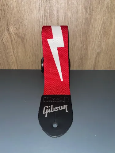 Correia Gibson Asbolt The Lightning Bolt Seatbelt Vermelha