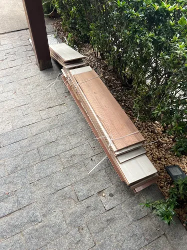 RESTO PISO VINÍLICO