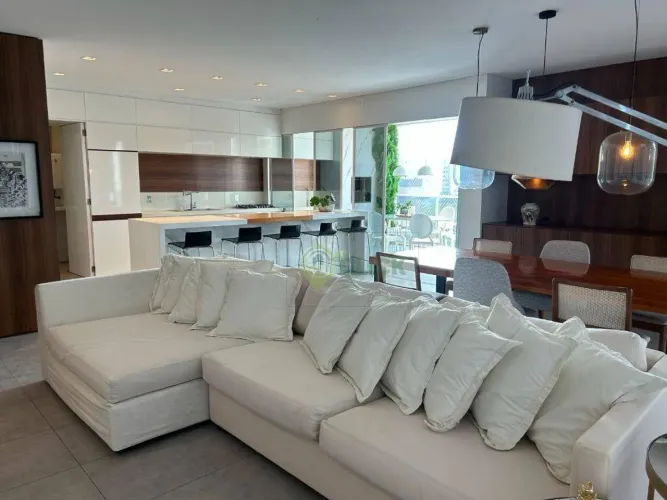 Apartamento mobiliado e decorado alto padrão entre o bairro Glória e Atiradores.