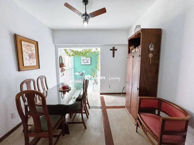 Cobertura duplex, 02 quartos, terraço aberto e fechado, área de serviço, 02 vagas, lazer c