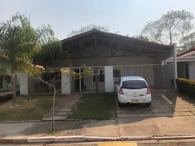 Casa com 3 quartos no Condominio Bosque dos Ipes
