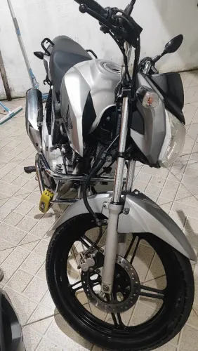 Linda Titan Zera! Bem abaixo da FIPE
