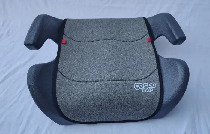 Assento / cadeirinha de elevação Cosco Cinza 15-36kg