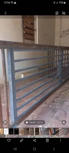 Grade metalon proteção ar condicionado