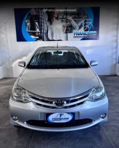 Toyota Etios XLS 1.5 Flex 16V 5P Mec. 2013