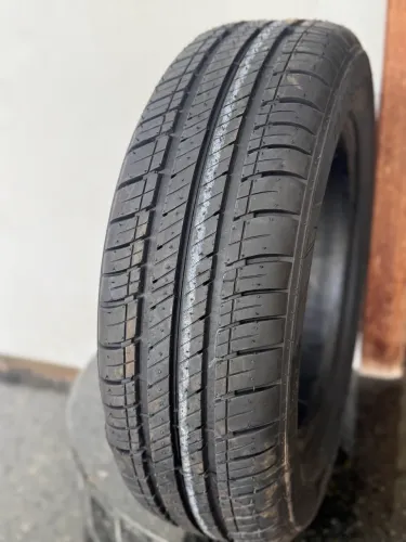 Pneu 175/65/14