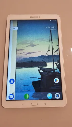 Tablet Samsung Galaxy Tab E T561