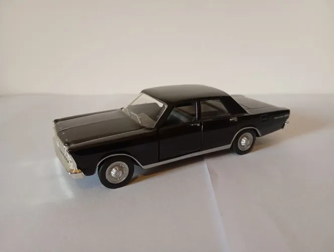Miniatura - Ford Galaxie 500