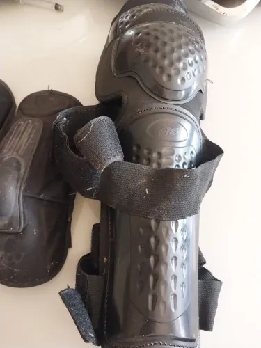 Joelheira e cutoveleira motoboy 