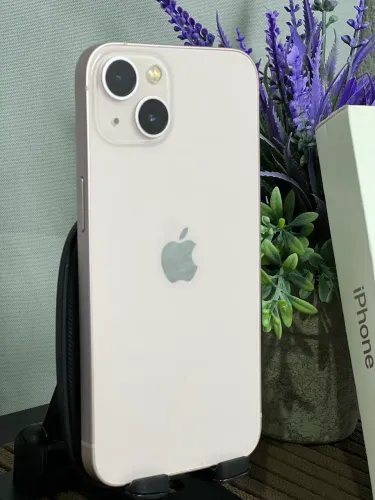 iPhone 13 Rose