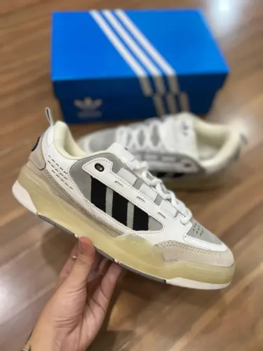 Tênis Adidas AD2000 